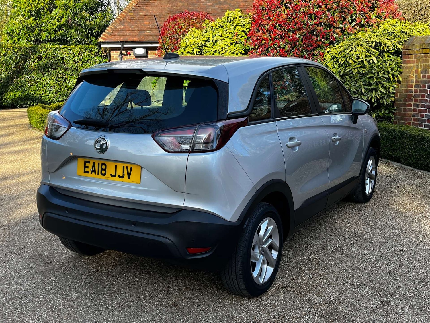Used Vauxhall Crossland X 2018 for sale - 78026373: Photo 2