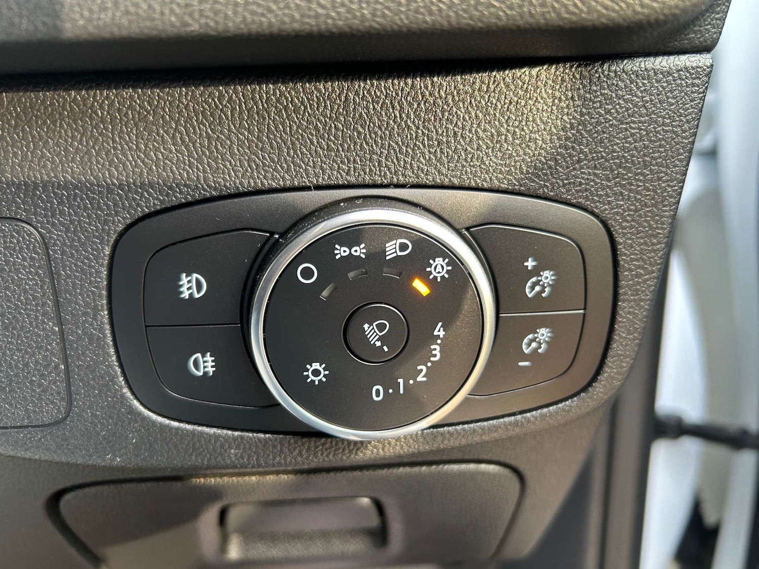 Used Ford Focus 2019 for sale - 77127330: Photo 16