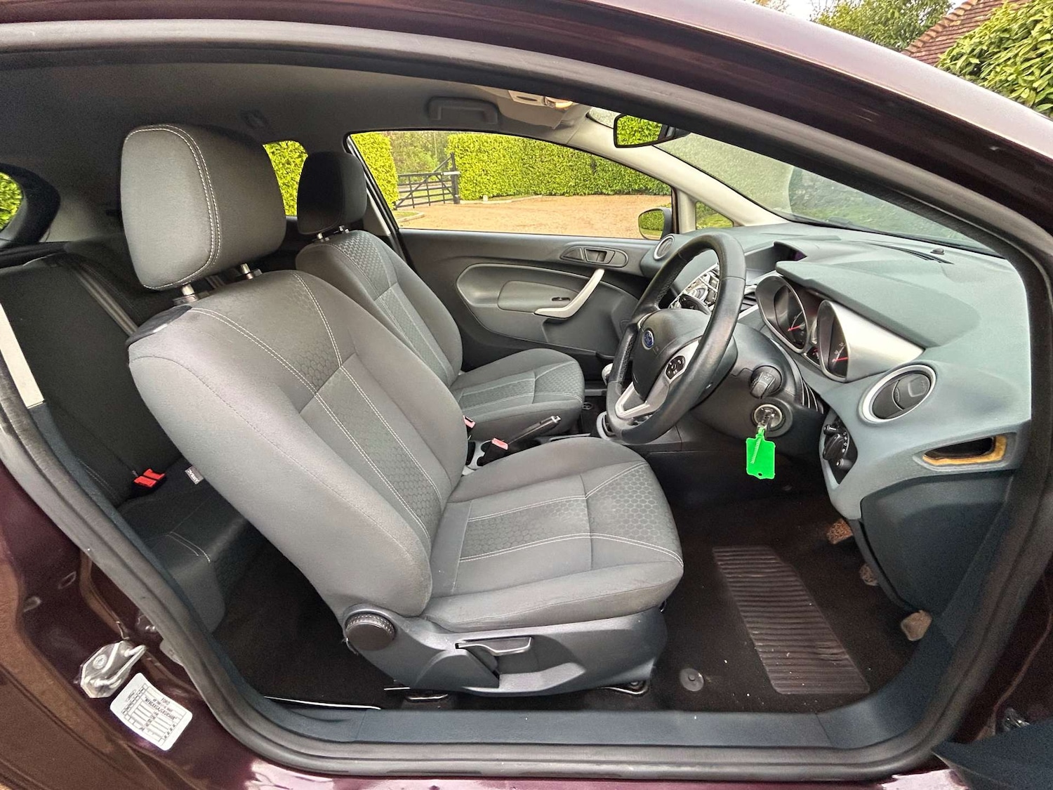 Used Ford Fiesta 2011 for sale - 77086226: Photo 22