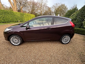 Used Ford Fiesta 2011 for sale - 77086226: Photo