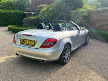 Used Mercedes-Benz SLK 2010 for sale - 74942404: Photo