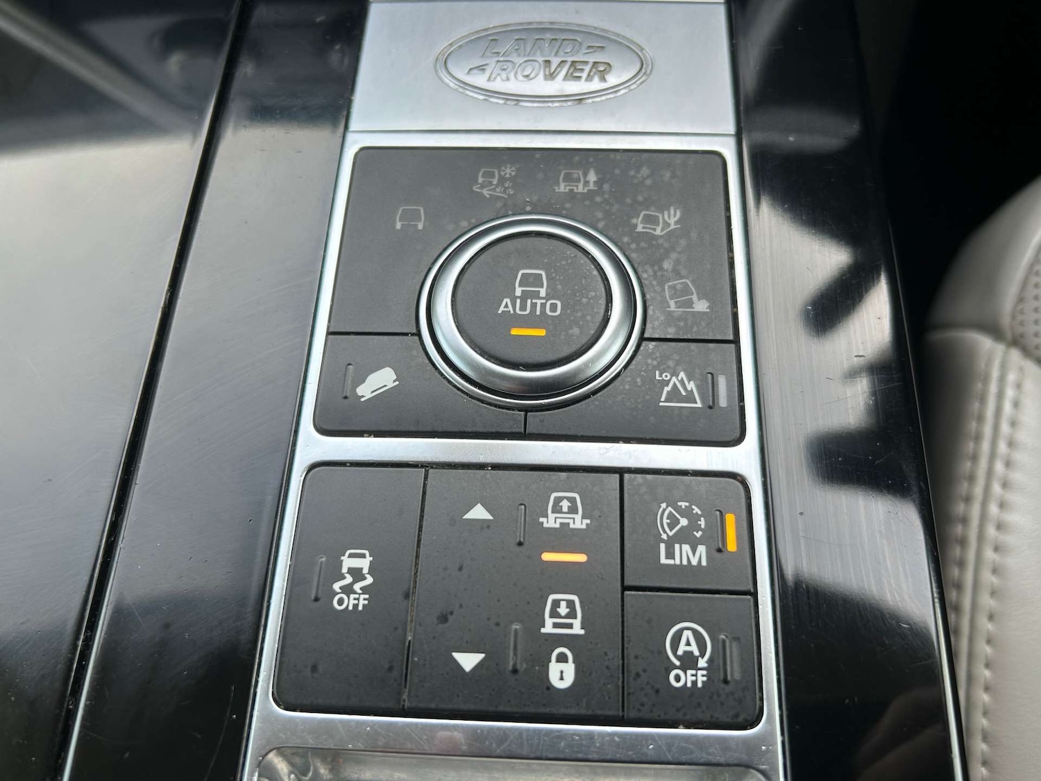 Used Land Rover Discovery 2017 for sale - 77667934: Photo 36