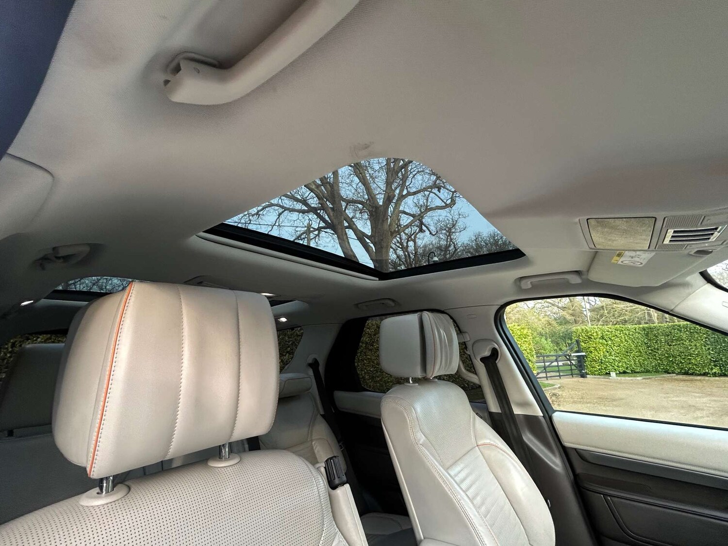 Used Land Rover Discovery 2017 for sale - 77667934: Photo 46