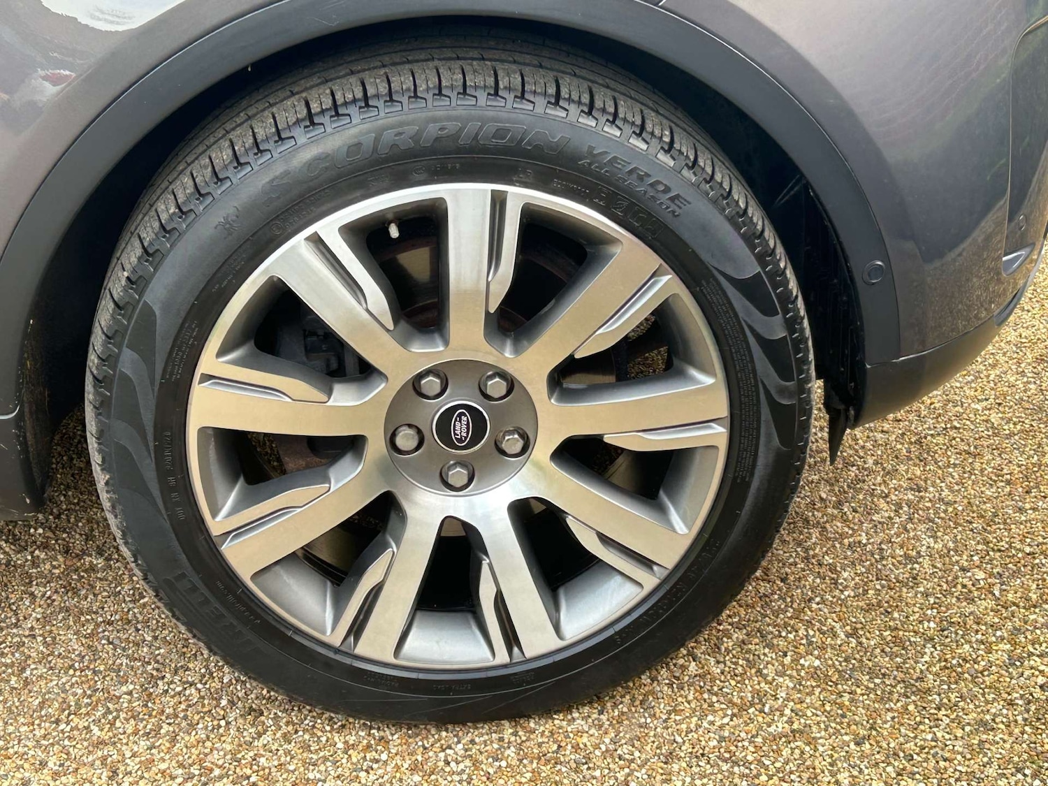 Used Land Rover Discovery 2017 for sale - 77667934: Photo 52