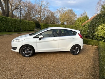 Used Ford Fiesta 2015 for sale - 78213093: Photo