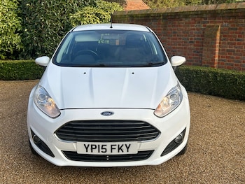 Used Ford Fiesta 2015 for sale - 78213093: Photo