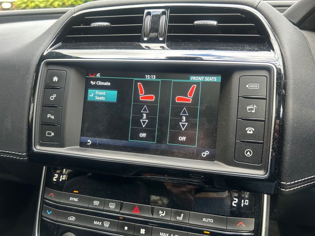 Used Jaguar XE 2018 for sale - 76350524: Photo 12