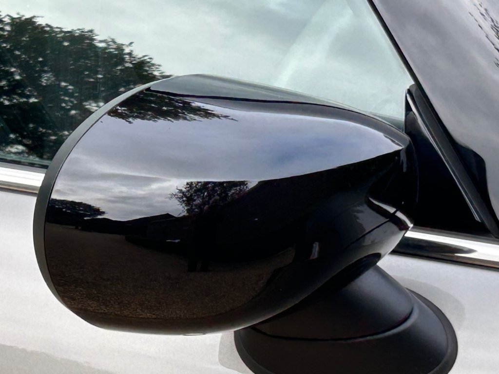 Used MINI Hatch 2019 for sale - 76286196: Photo 10