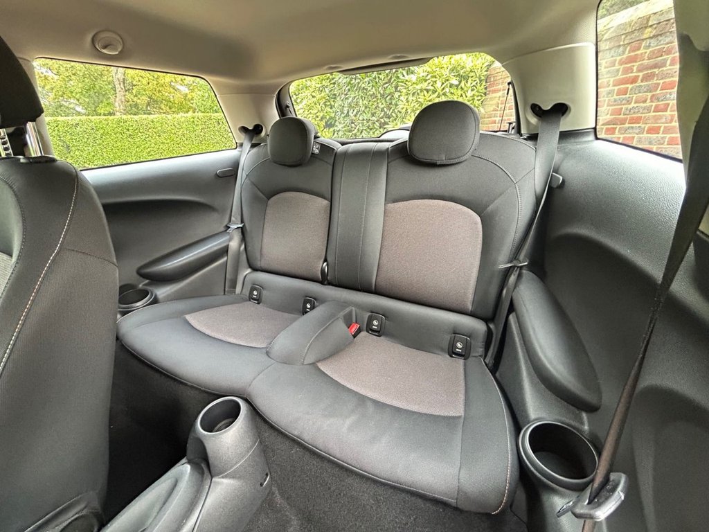 Used MINI Hatch 2019 for sale - 76286196: Photo 14