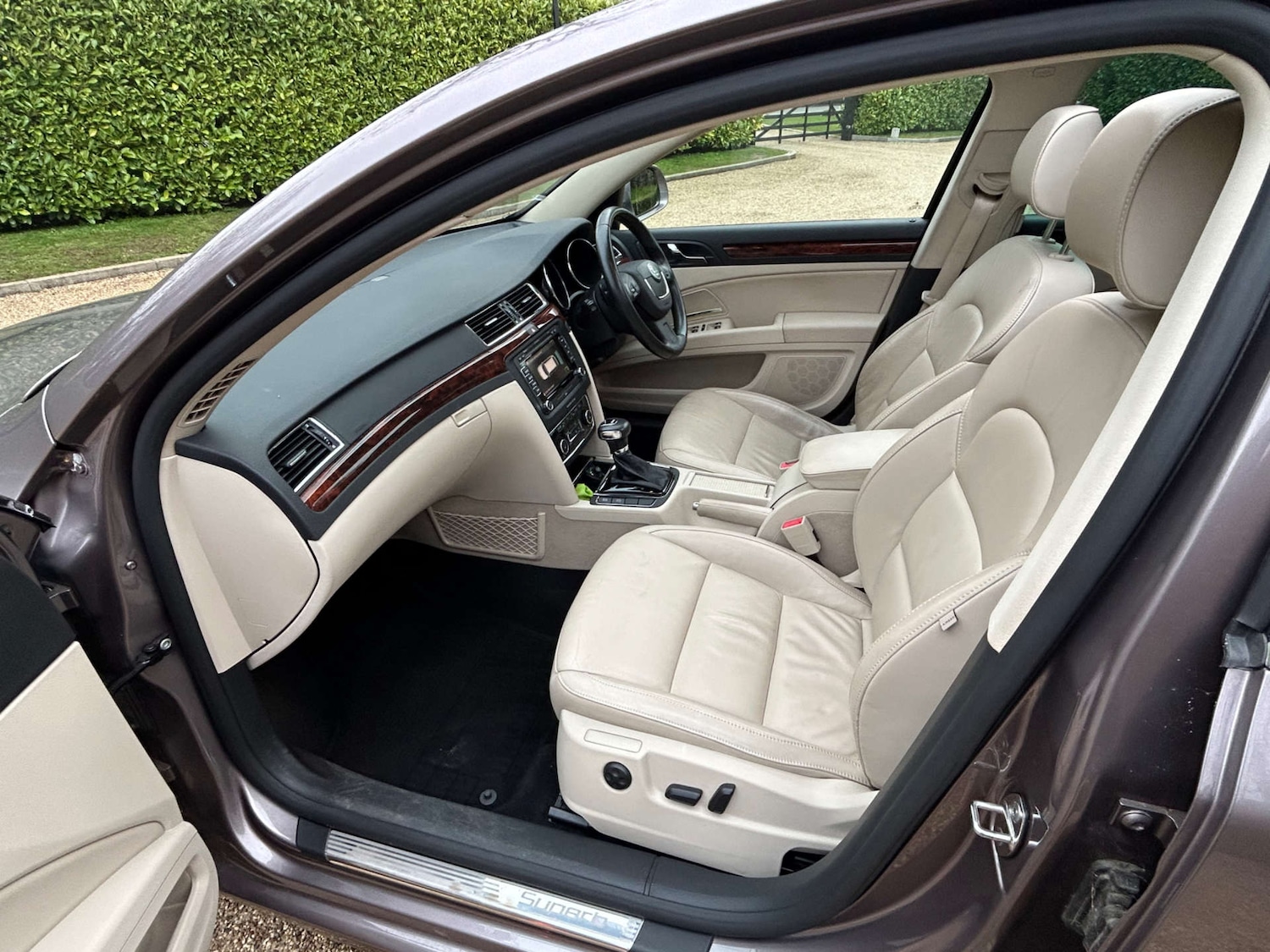 Used Skoda Superb 2011 for sale - 77749070: Photo 10