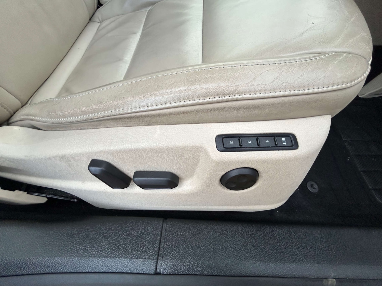 Used Skoda Superb 2011 for sale - 77749070: Photo 27