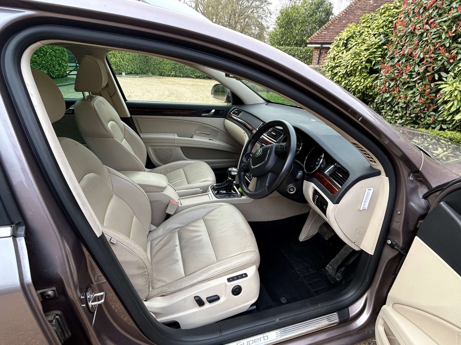 Used Skoda Superb 2011 for sale - 77749070: Photo 29