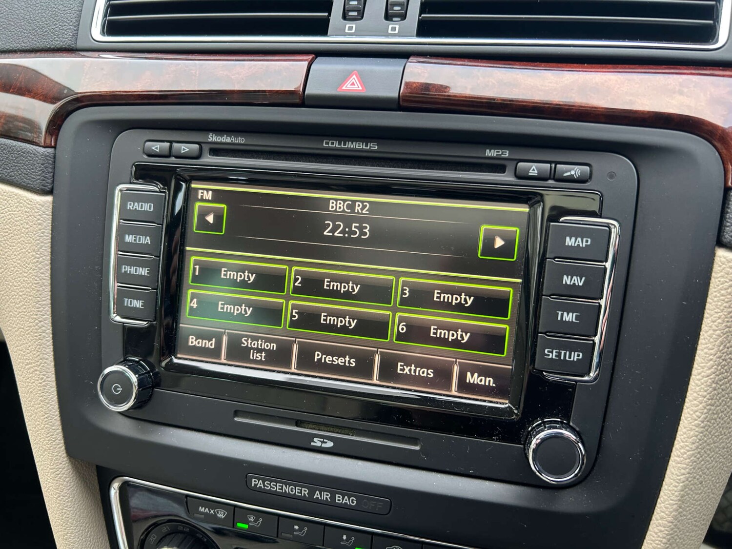 Used Skoda Superb 2011 for sale - 77749070: Photo 37