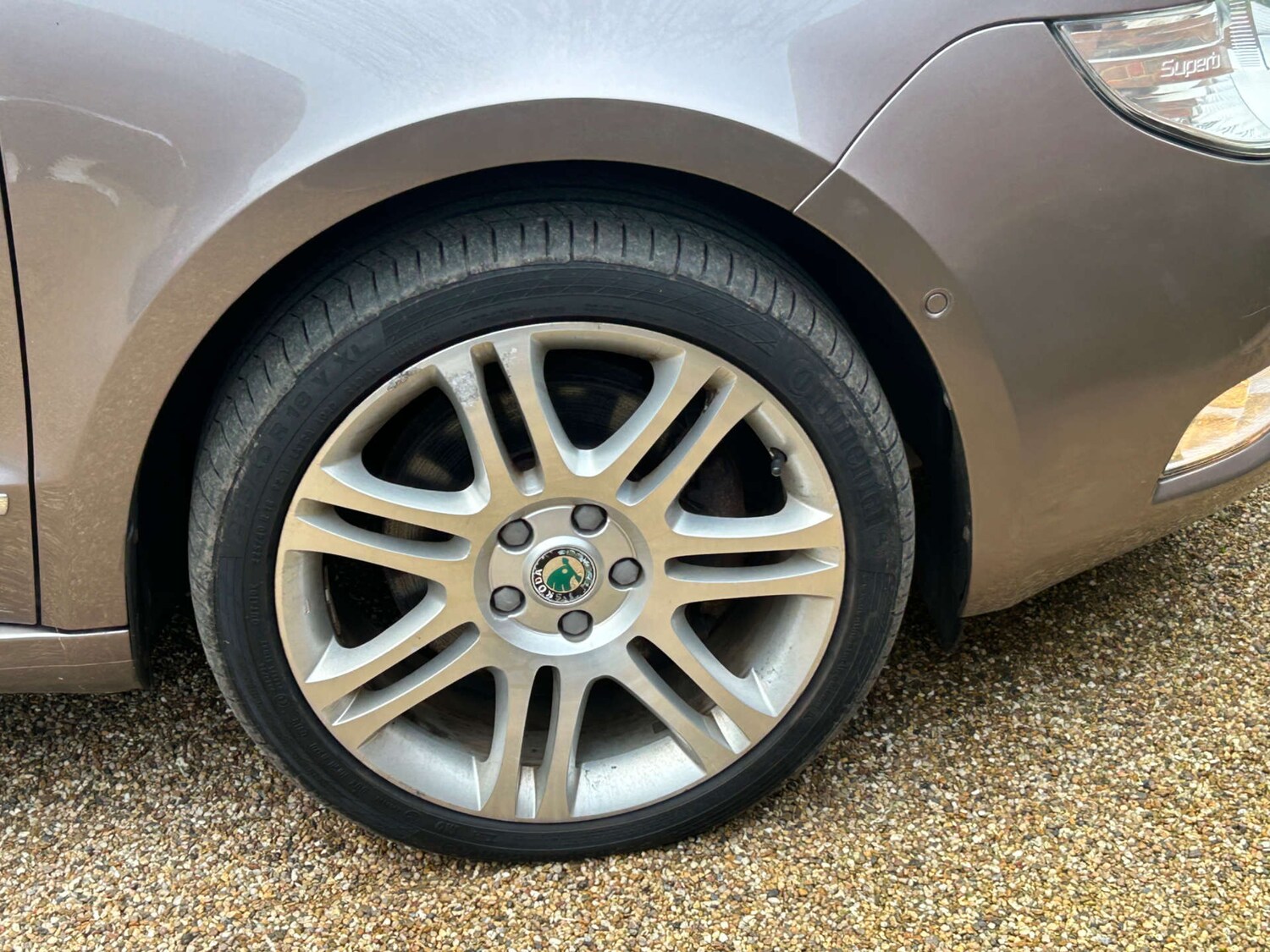 Used Skoda Superb 2011 for sale - 77749070: Photo 39