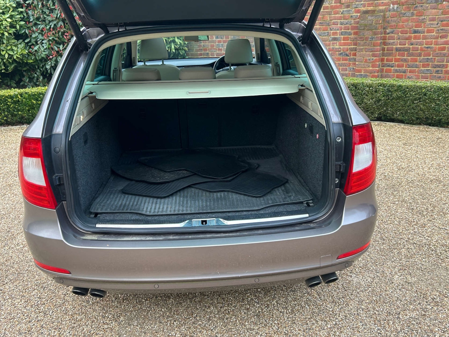 Used Skoda Superb 2011 for sale - 77749070: Photo 7