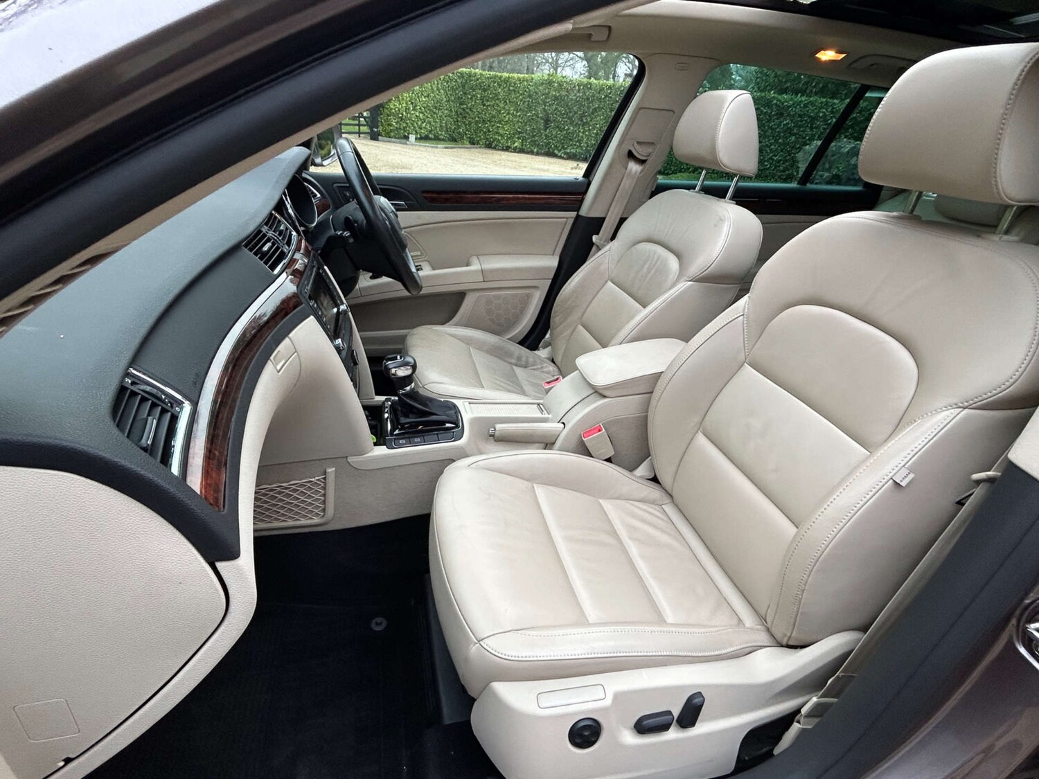 Used Skoda Superb 2011 for sale - 77749070: Photo 8