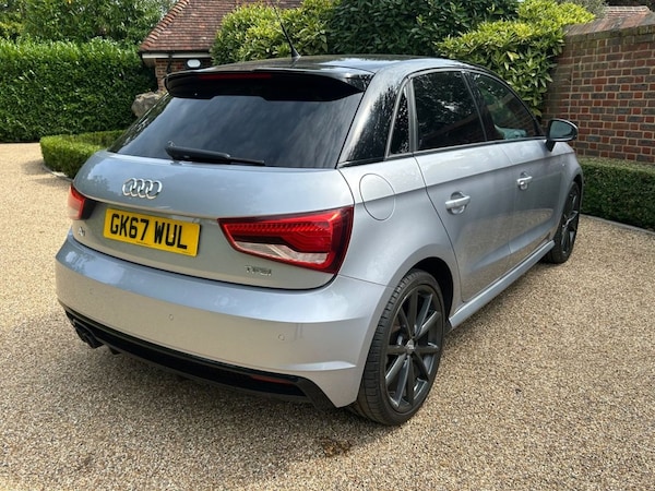 Used Audi A1 2017 for sale - 75502597: Photo 2