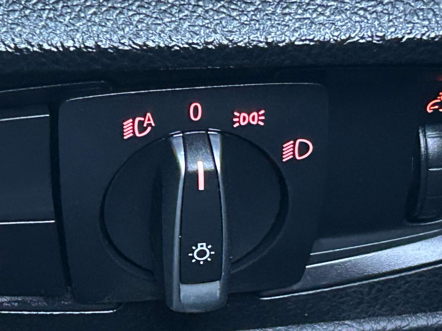 Used BMW 2 Series 2015 for sale - 77258075: Photo 23