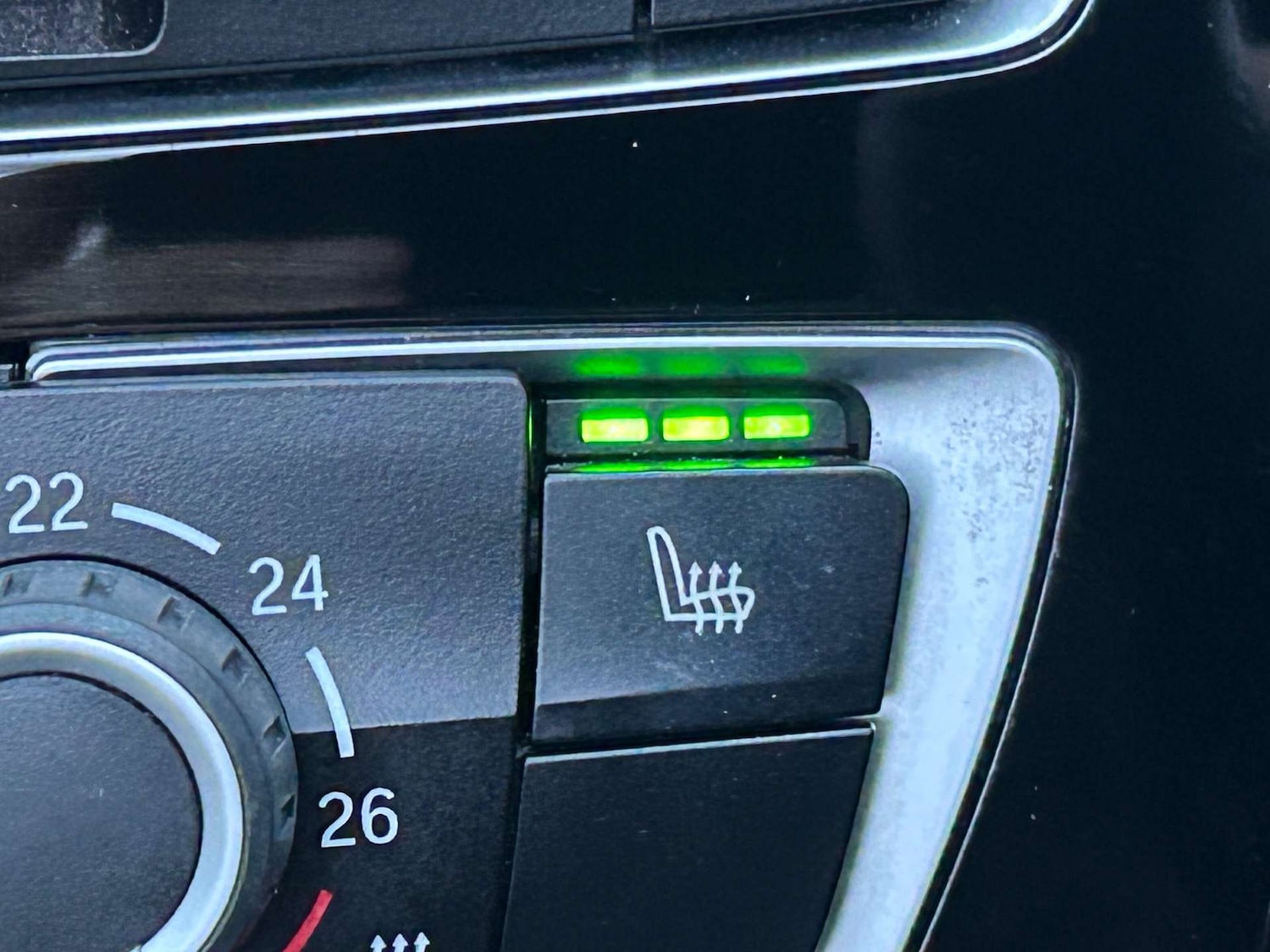 Used BMW 2 Series 2015 for sale - 77258075: Photo 25