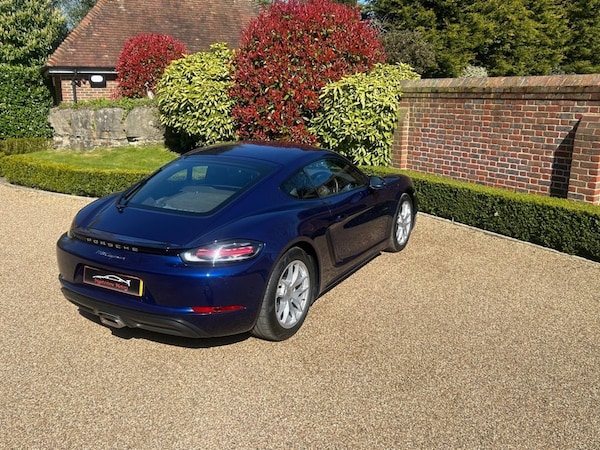 Used Porsche 718 Cayman 2019 for sale - 74281647: Photo 10