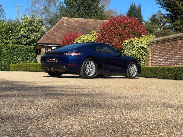 Used Porsche 718 Cayman 2019 for sale - 74281647: Photo 11
