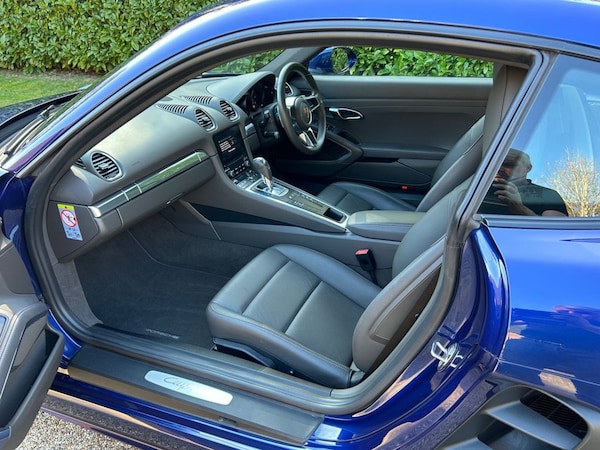 Used Porsche 718 Cayman 2019 for sale - 74281647: Photo 25