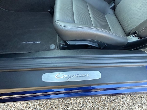 Used Porsche 718 Cayman 2019 for sale - 74281647: Photo 31