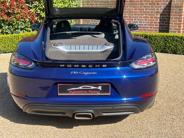 Used Porsche 718 Cayman 2019 for sale - 74281647: Photo 40