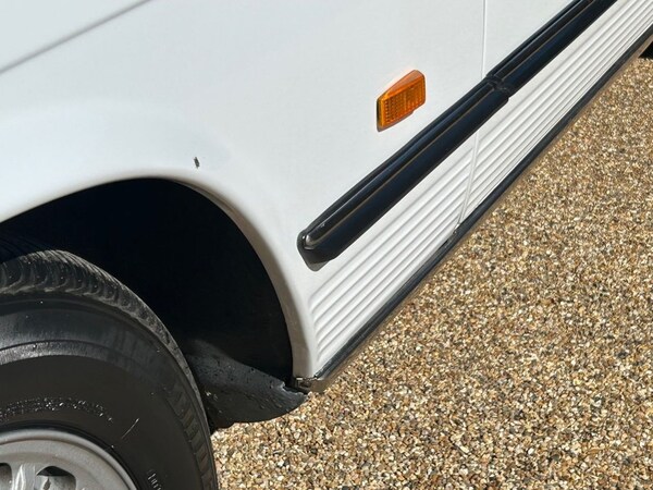Used Mercedes-Benz SL 1989 for sale - 71321634: Photo 17
