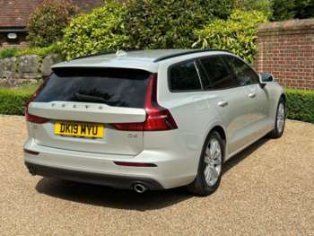 Used Volvo V60 2019 for sale - 74789937: Photo