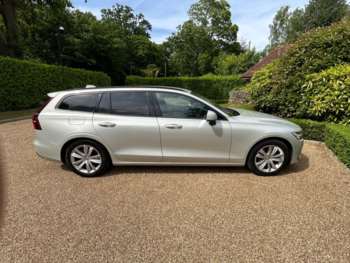 Used Volvo V60 2019 for sale - 74789937: Photo