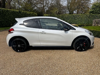 Used Peugeot 208 2017 for sale - 78097427: Photo