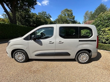 Used Vauxhall Combo Life 2019 for sale - 75502622: Photo