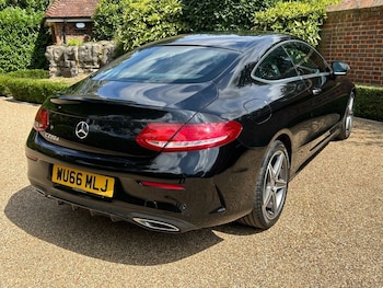 Used Mercedes-Benz C-Class 2016 for sale - 75585420: Photo