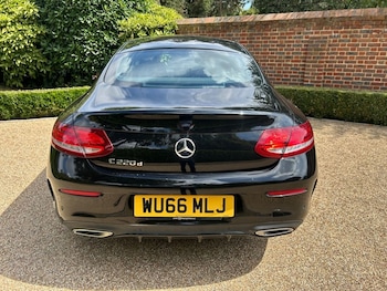 Used Mercedes-Benz C-Class 2016 for sale - 75585420: Photo