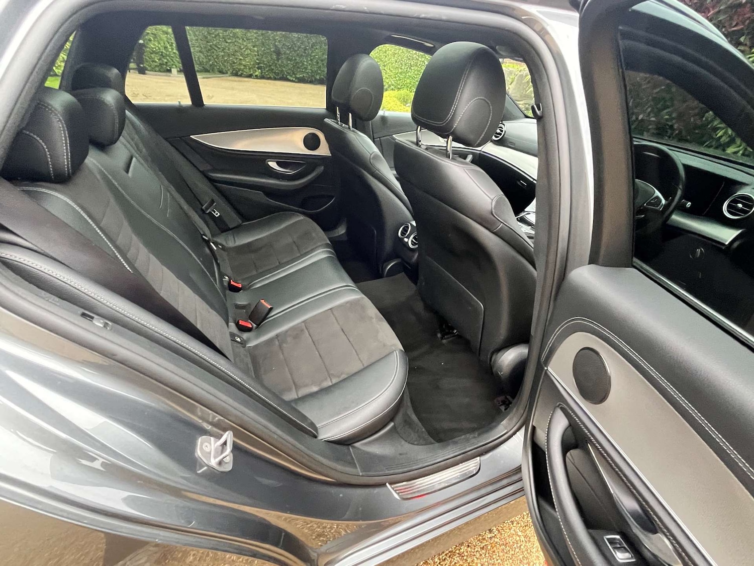 Used Mercedes-Benz E Class 2017 for sale - 77916405: Photo 12