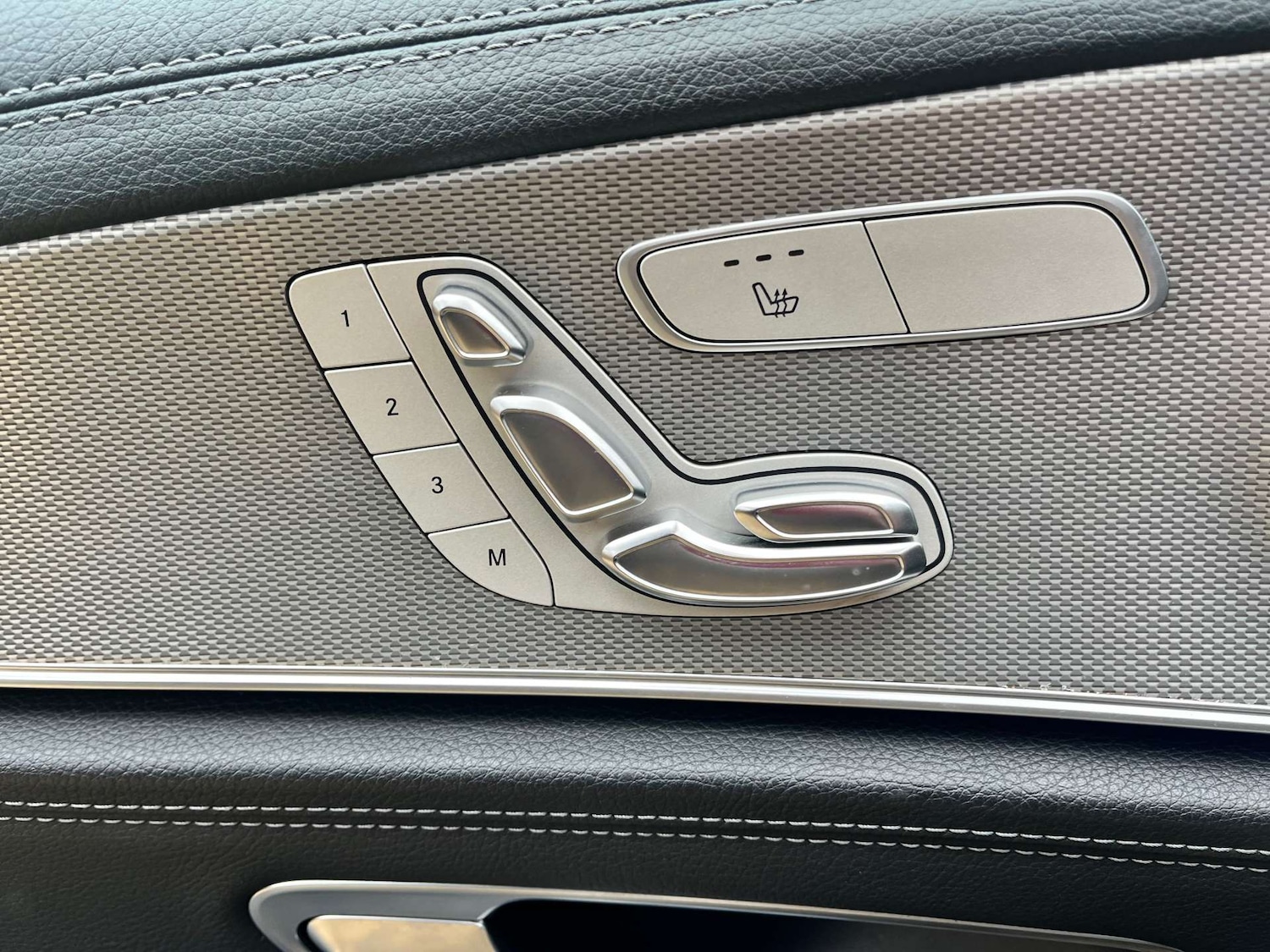 Used Mercedes-Benz E Class 2017 for sale - 77916405: Photo 21