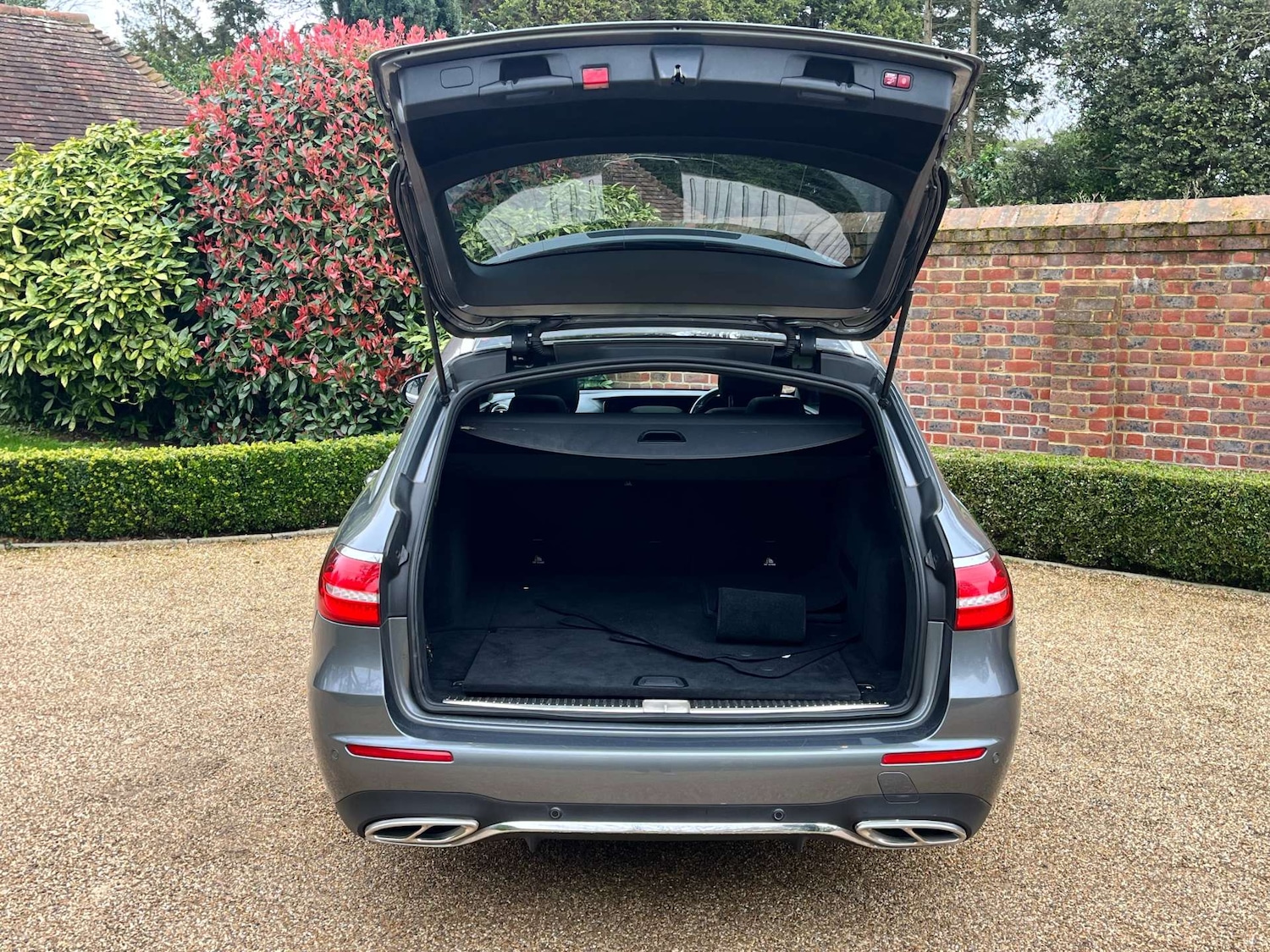 Used Mercedes-Benz E Class 2017 for sale - 77916405: Photo 30