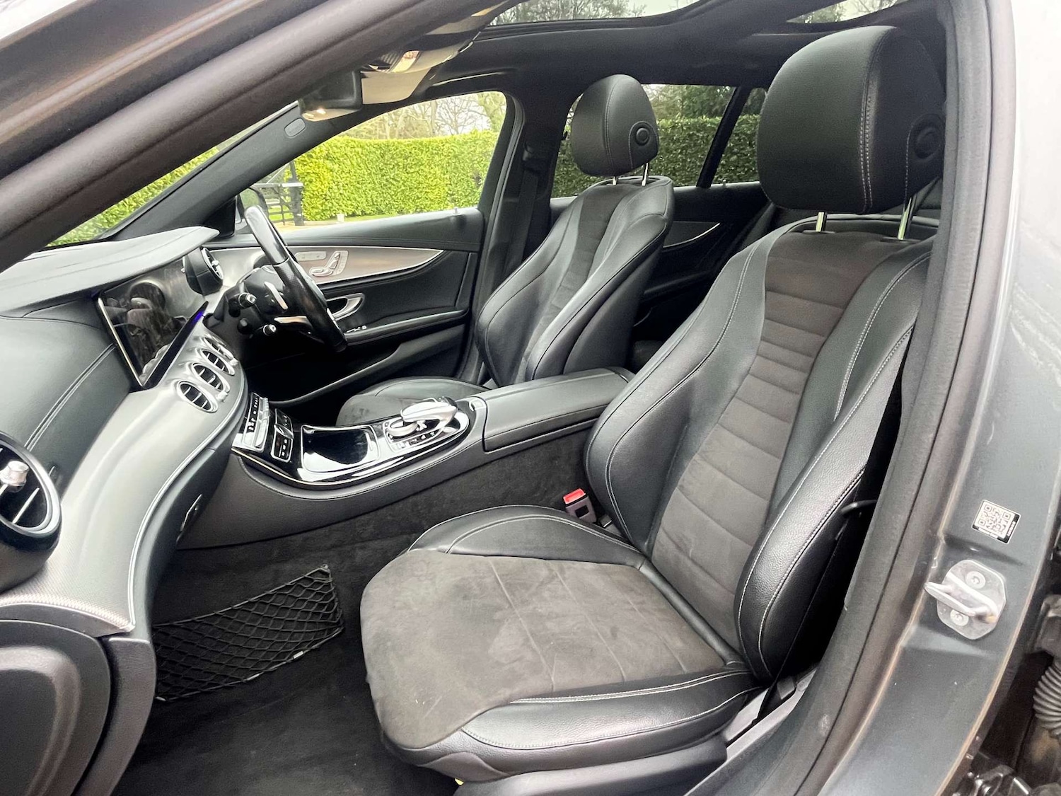 Used Mercedes-Benz E Class 2017 for sale - 77916405: Photo 36