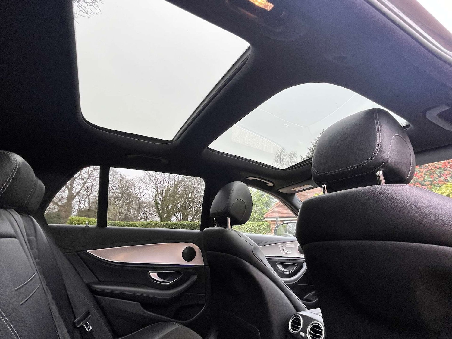 Used Mercedes-Benz E Class 2017 for sale - 77916405: Photo 38