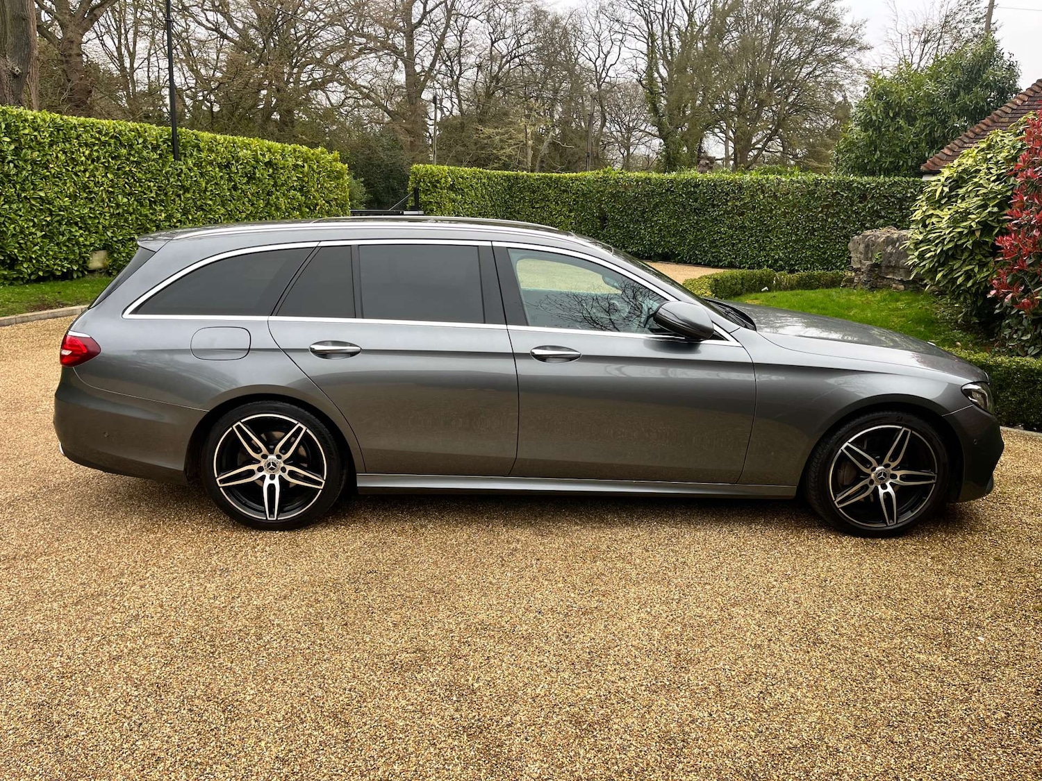 Used Mercedes-Benz E Class 2017 for sale - 77916405: Photo 5