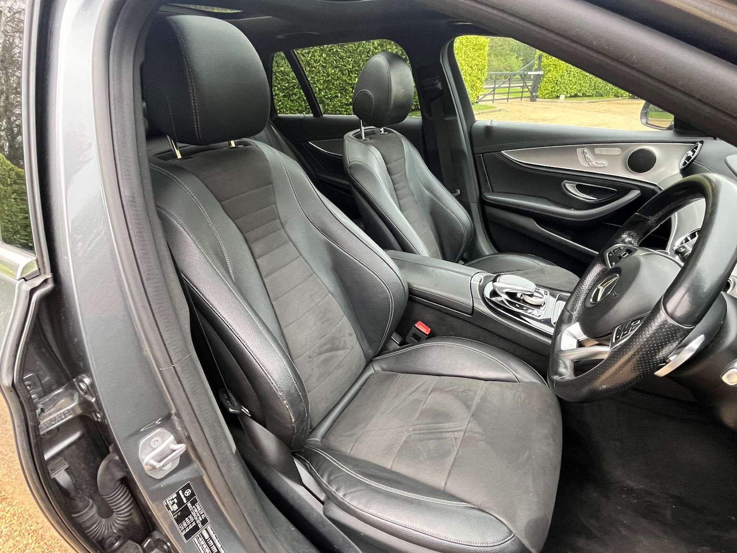 Used Mercedes-Benz E Class 2017 for sale - 77916405: Photo 8