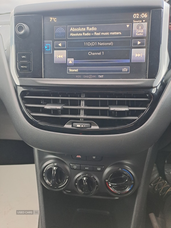 Used Peugeot 208 2015 for sale - 77098464: Photo 13