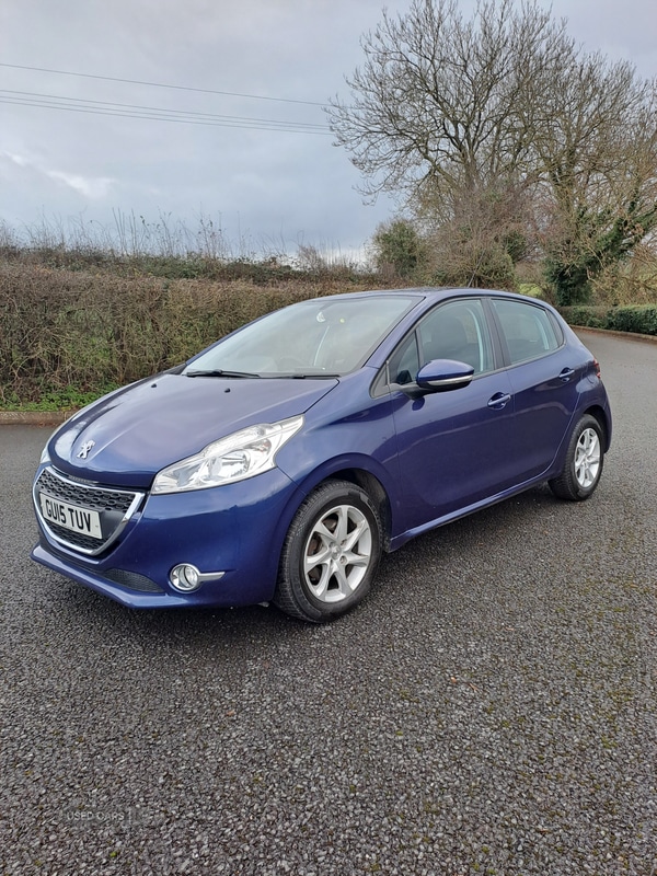 Used Peugeot 208 2015 for sale - 77098464: Photo 2