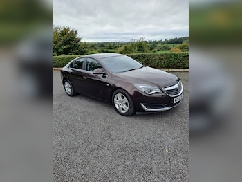 Vauxhall - Insignia