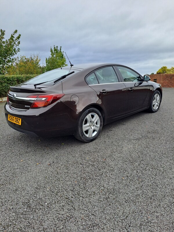 Used Vauxhall Insignia 2017 for sale - 76248139: Photo 2