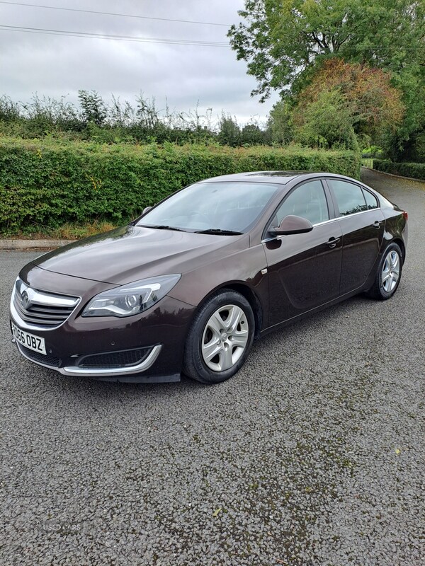 Used Vauxhall Insignia 2017 for sale - 76248139: Photo 3