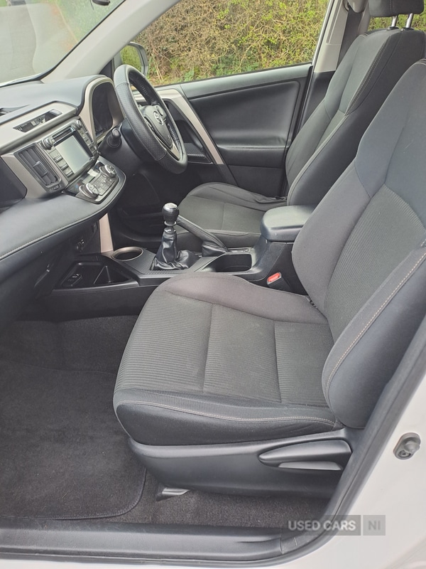 Used Toyota RAV4 2014 for sale - 78059300: Photo 6