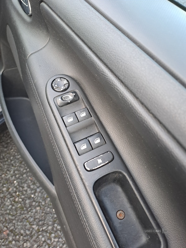 Used Peugeot 207 2011 for sale - 77084628: Photo 6