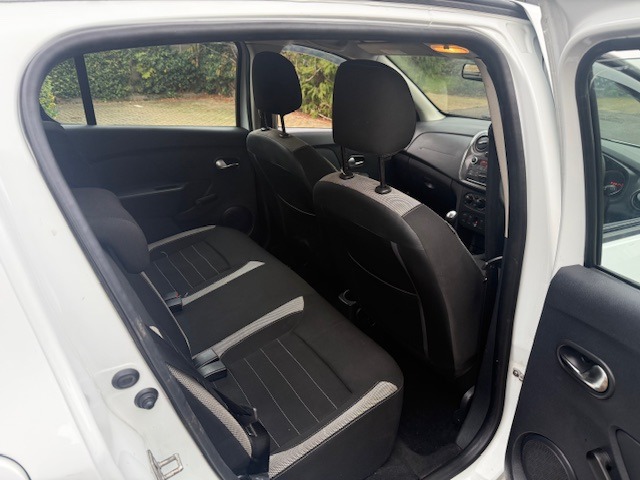 Used Dacia Sandero Stepway 2017 for sale - 76505261: Photo 15